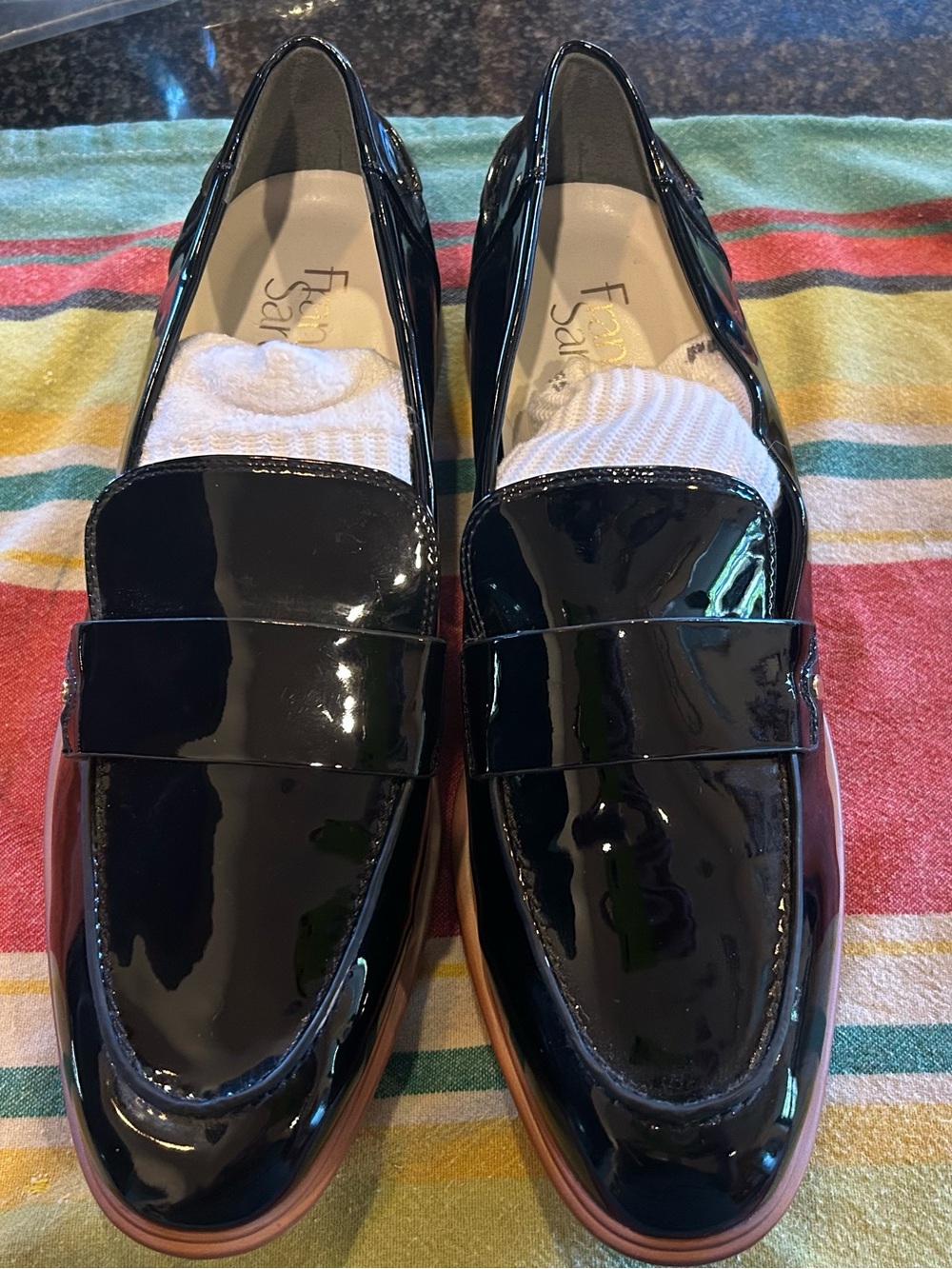 Gorgeous condition Franco Sarto black patent penny loafers - women size 9.5 - Picture 4 of 7